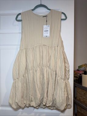 Zara Sleeveless Tiered Balloon-Hem Dress in Cream